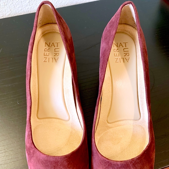 (SOLD) Maroon Suede Block Heels, size 8.5 - Picture 4 of 5